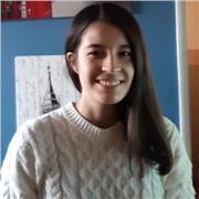 Dicto clases de historia, lenguaje para niños y jóvenes, y clases de matemática, ciencias naturales e inglés solo para niños